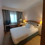 Plaza Hotel 4*