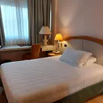 Plaza Hotel 4*