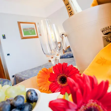 Plaza Hotel 4*