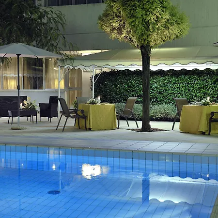 Отель Plaza Перуджа