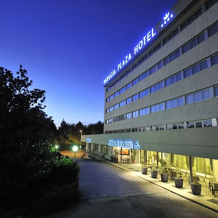 Hotel Plaza 4*
